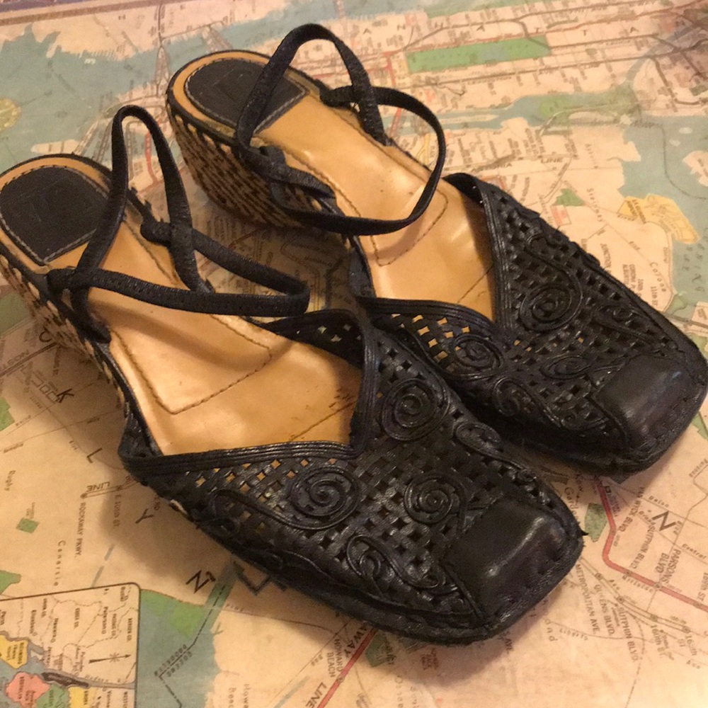 Vintage espadrille sandals with elastic straps